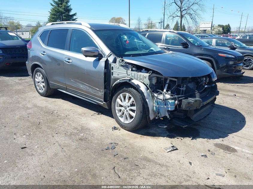 2018 Nissan Rogue Sv