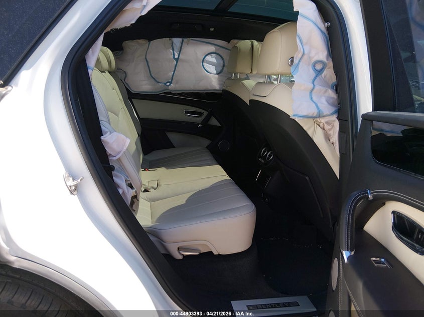 2019 Bentley Bentayga V8 VIN: SJAAM2ZV0KC026846 Lot: 44903393