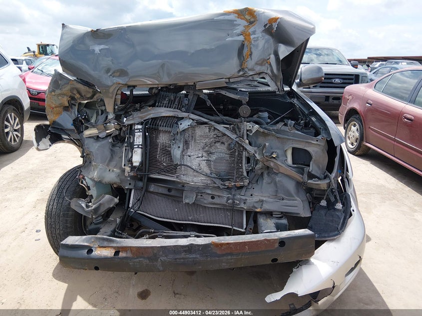2003 TOYOTA SEQUOIA auction photo 6