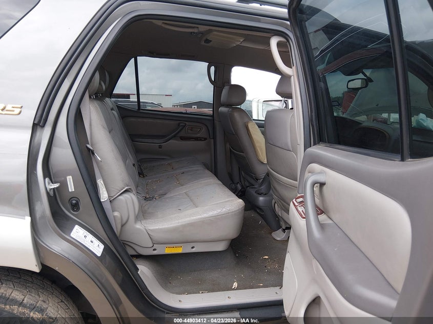 2003 TOYOTA SEQUOIA auction photo 8