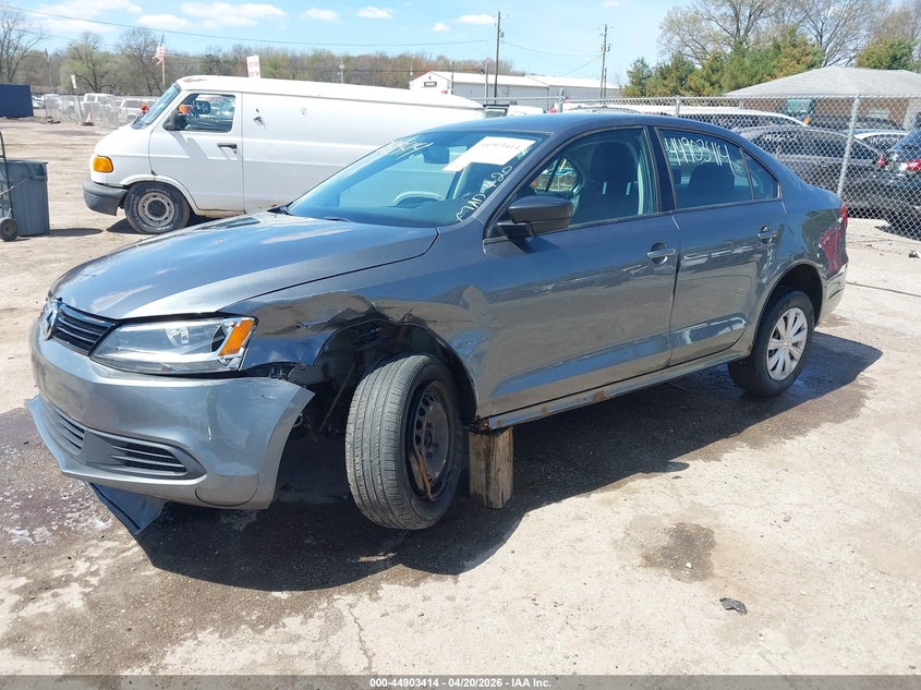 2013 Volkswagen Jetta 2.0l S 3VW2K7AJ3DM272206 photo 1