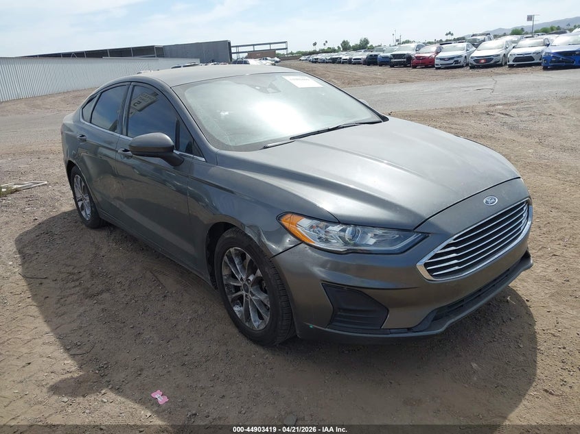 Vin: 3fa6p0hd8lr255910, lot: 45400783, ford fusion se 2020 img_1
