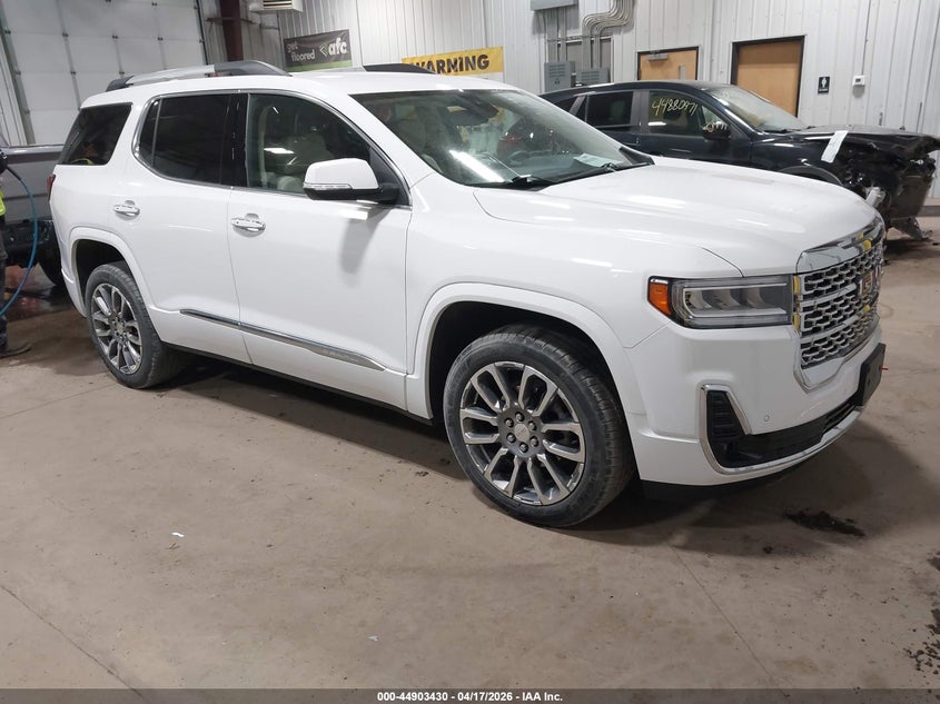 2023 GMC Acadia Awd Denali