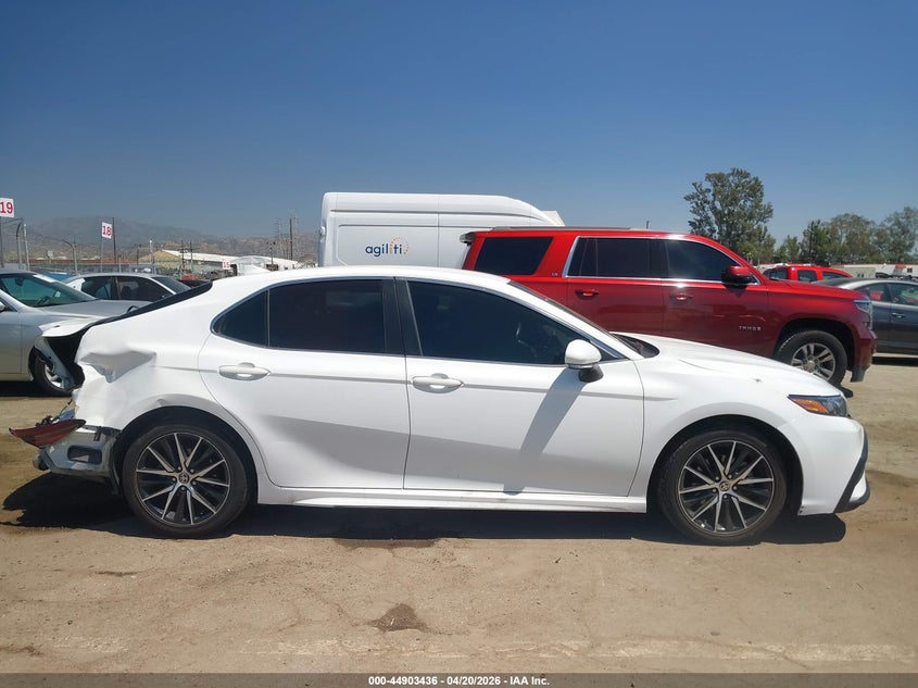 AtlanticExpress - Toyota Camry
