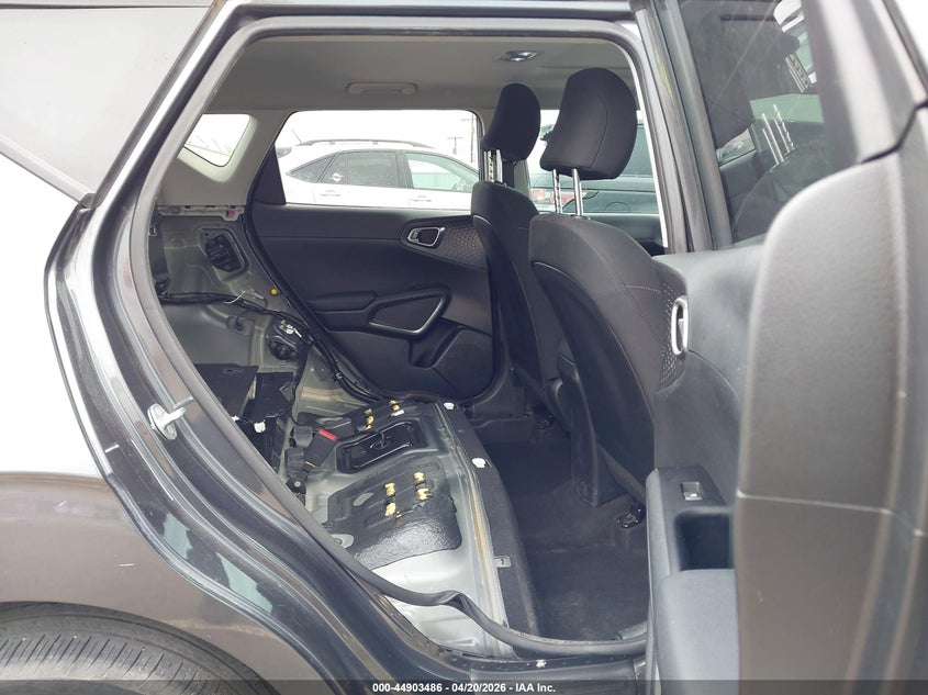 2021 KIA SOUL auction photo 8