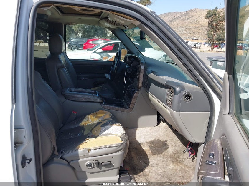 2003 GMC Yukon Xl 1500 Slt