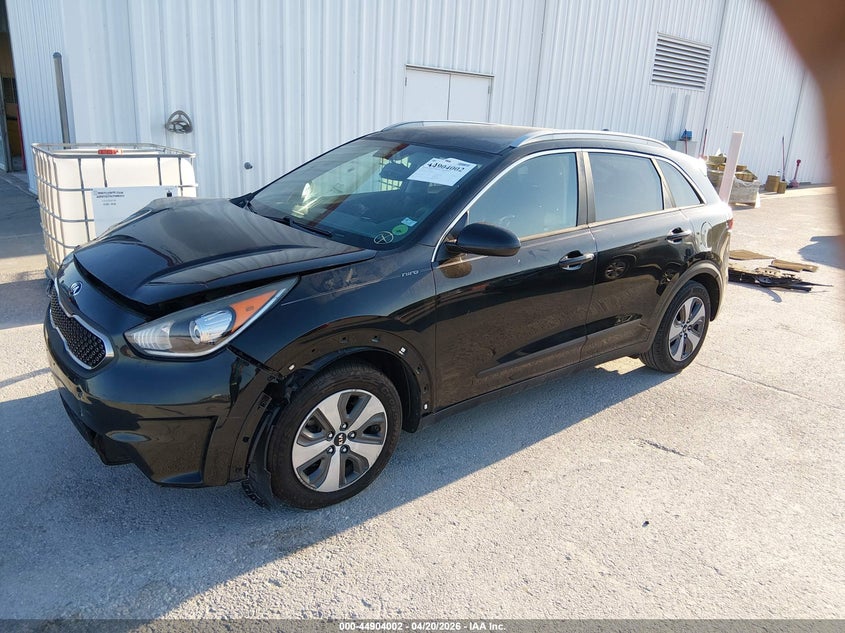 Vin: kndcb3lc9h5087992, lot: 45401366, kia niro lx 20172