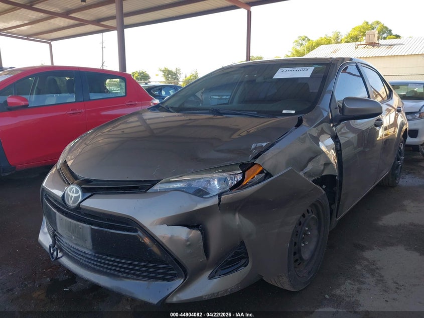 2017 TOYOTA COROLLA auction photo 2
