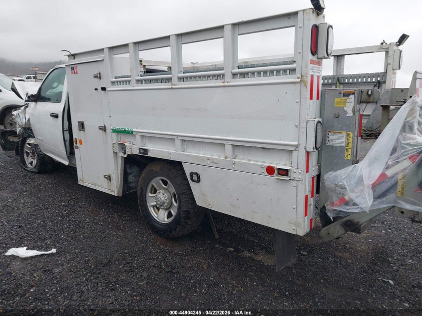 2022 Ram 3500 Chassis Tradesman/Slt