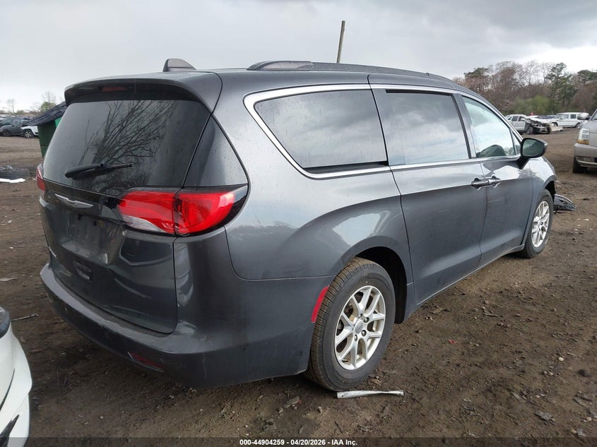 2021 Chrysler Voyager Lxi