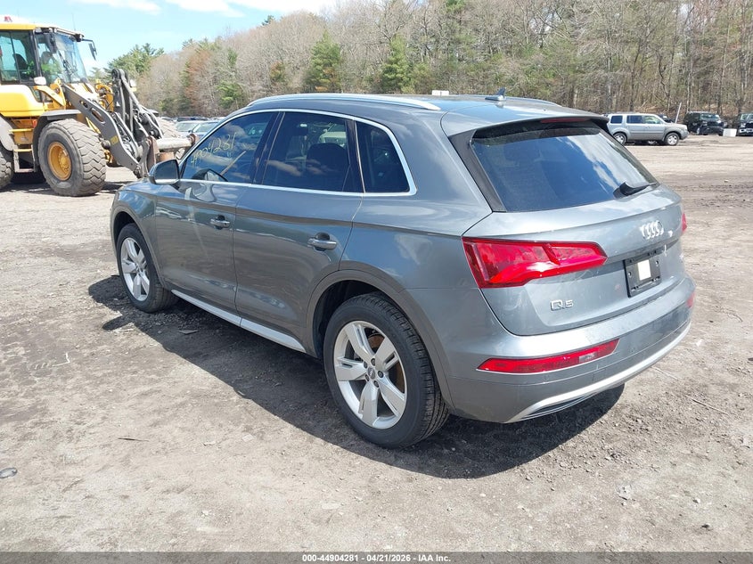 Vin: wa1bnafy8j2225098, lot: 45401650, audi q5 2.0t premium/2.0t tech premium 20183