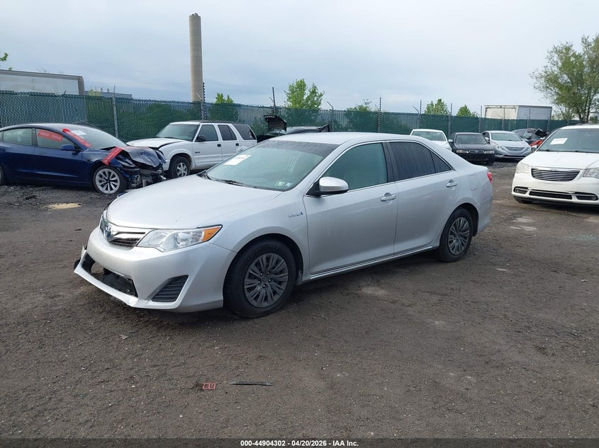 2014 Toyota Camry Hybrid Le
