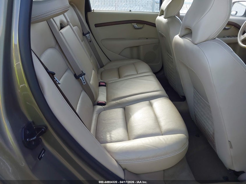 2011 Volvo Xc70 3.2 VIN: YV4940BZ4B1095650 Lot: 44904320