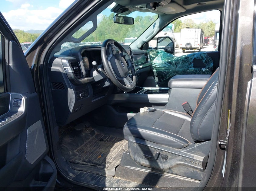 2025 FORD F-450 (VIN: 1FT8W4DM0SED13206
