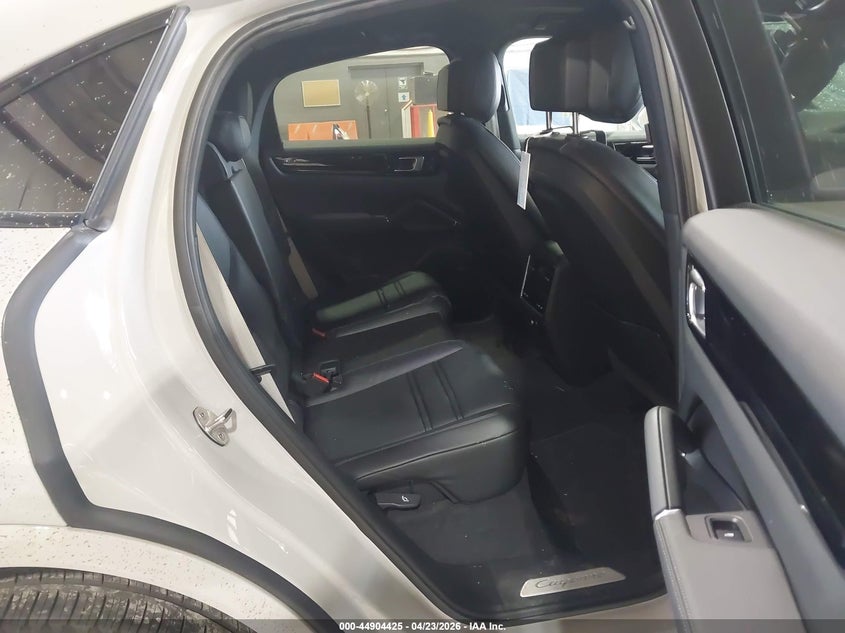 2023 PORSCHE CAYENNE COUPE auction photo 8