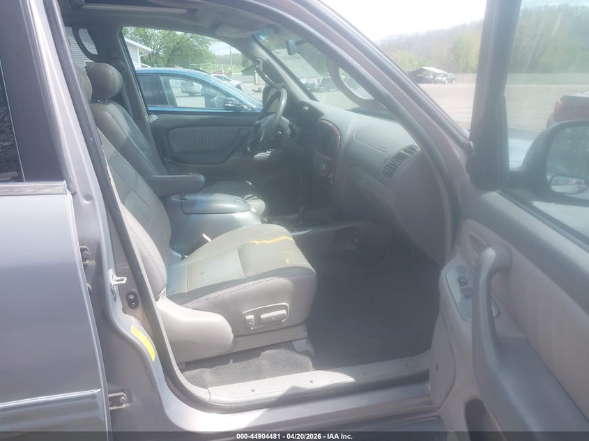 2001 Toyota Sequoia Limited V8