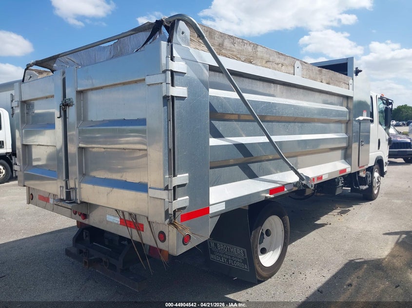 54DCDJ1D0MS208099 2021 Chevrolet 4500 Lcf Gas white