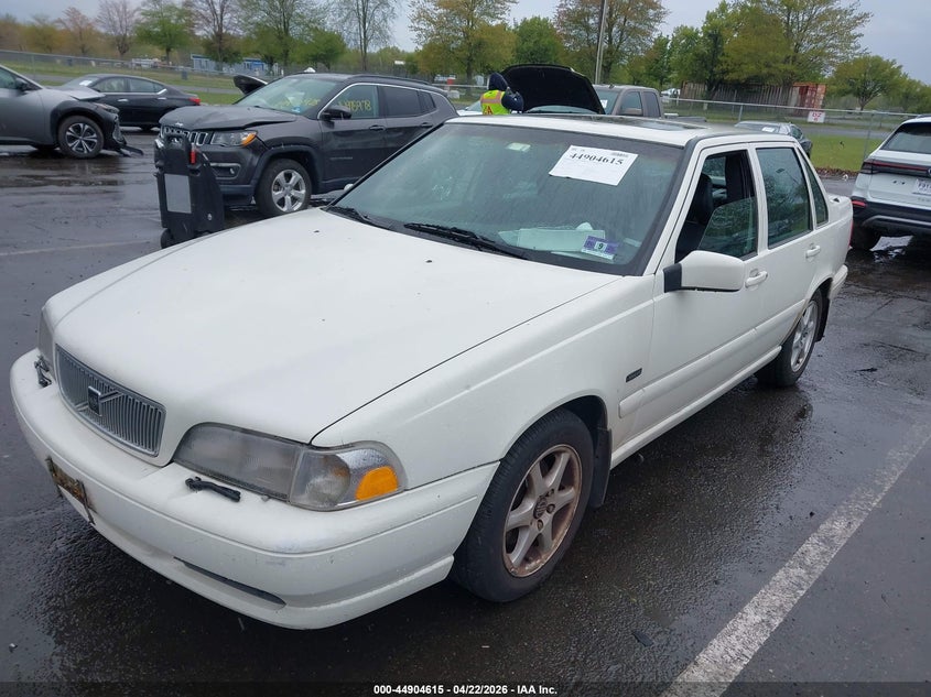 1998 Volvo S70 Glt