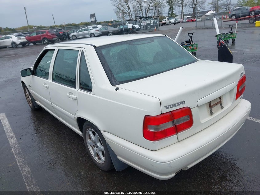 1998 Volvo S70 Glt