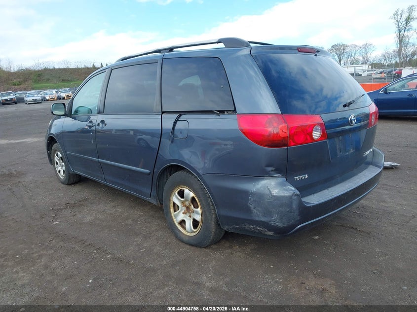 2009 Toyota Sienna Le