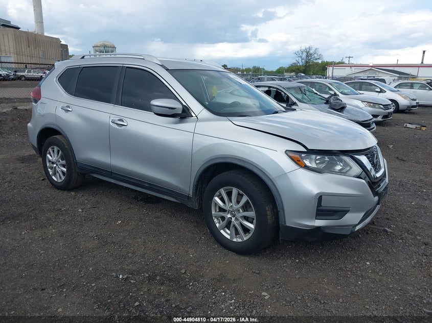 2018 Nissan Rogue Sv