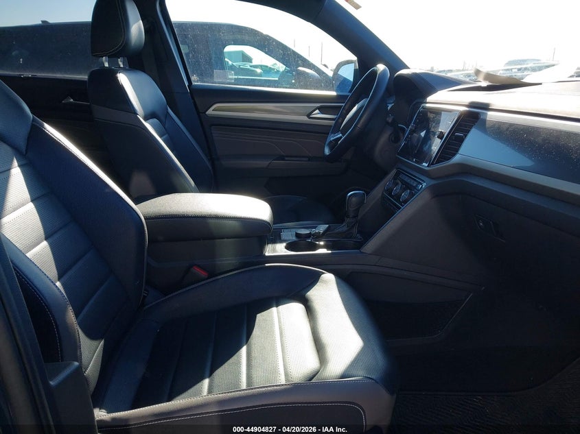 2022 Volkswagen Atlas Cross Sport 3.6L V6 Sel Premium R-Line