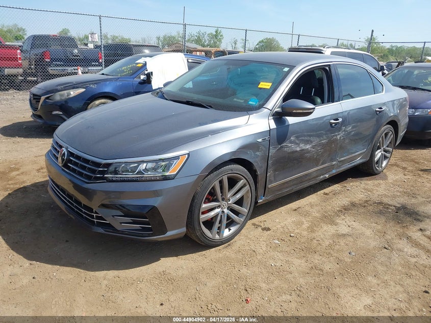 2017 Volkswagen Passat 1.8T R-Line