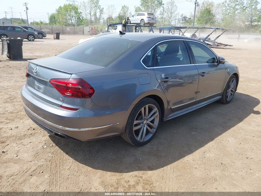 2017 Volkswagen Passat 1.8T R-Line