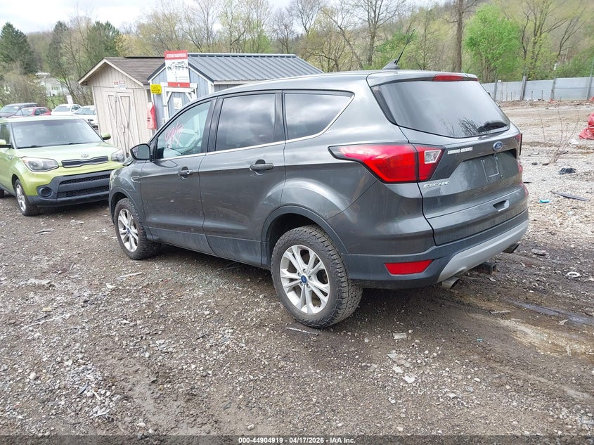 2019 Ford Escape Se