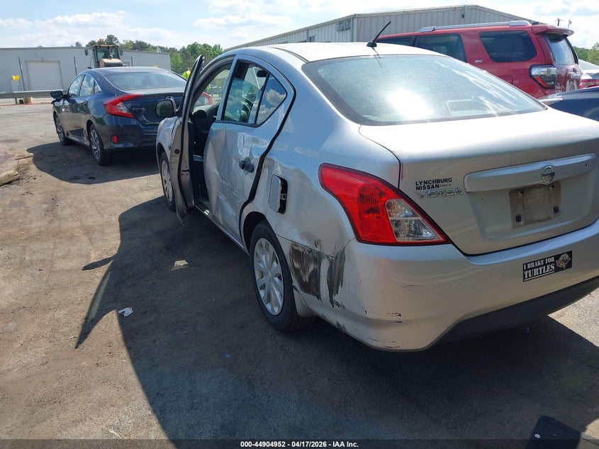 2015 Nissan Versa 1.6 S