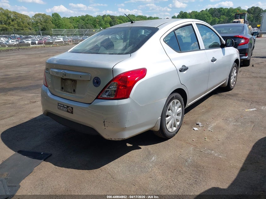 2015 Nissan Versa 1.6 S