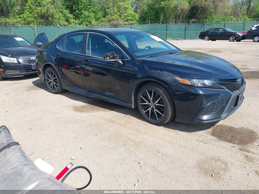 2022 Toyota Camry Se