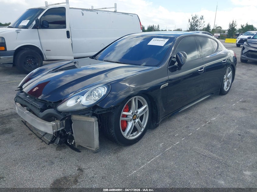 2014 Porsche Panamera 4S
