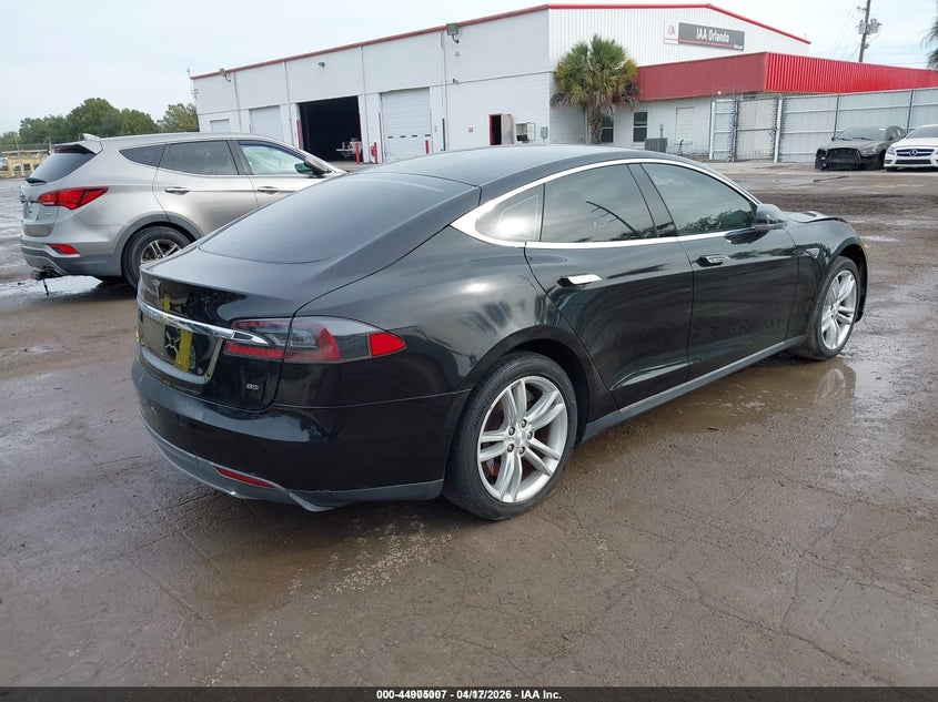 2014 Tesla Model S P85