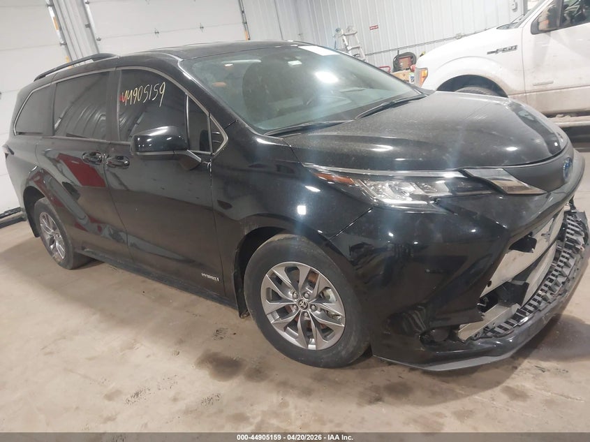 2021 TOYOTA SIENNA LE — Галерея фотографий