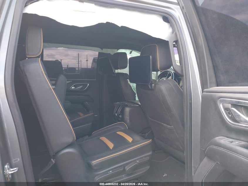 2021 GMC YUKON XL 5.3L V-8 DI, VVT, 35(VIN: 1GKS2HKD7MR403478