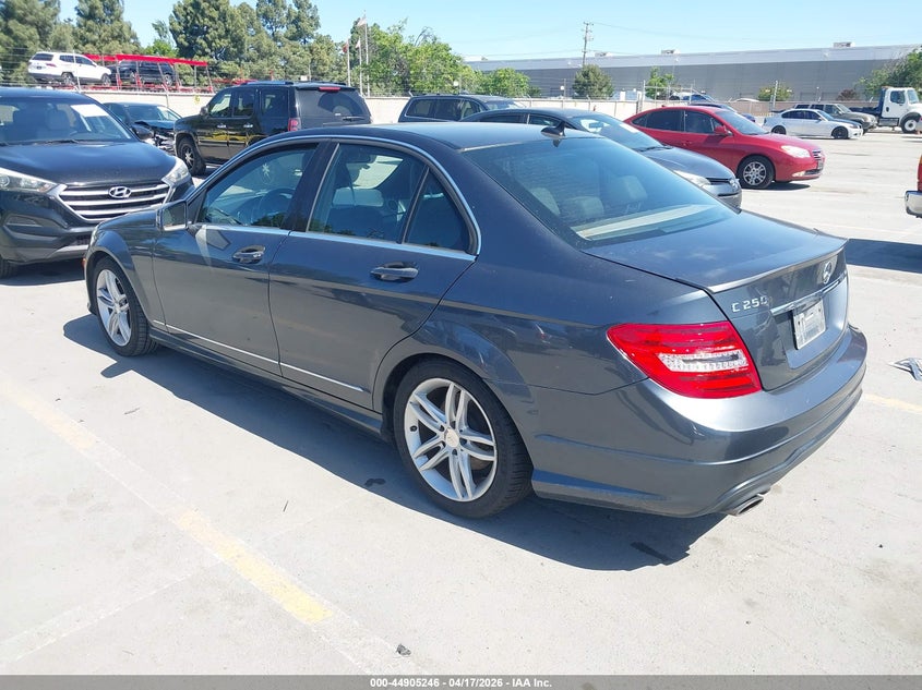 2013 Mercedes-Benz C 250 Sport