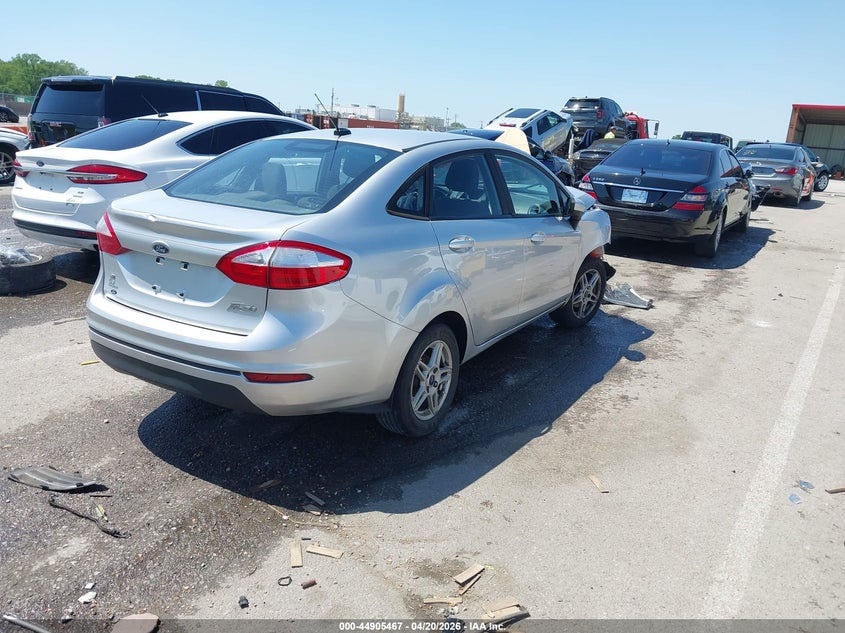 Vin: 3fadp4bj9hm157888, lot: 45402836, ford fiesta se 20174