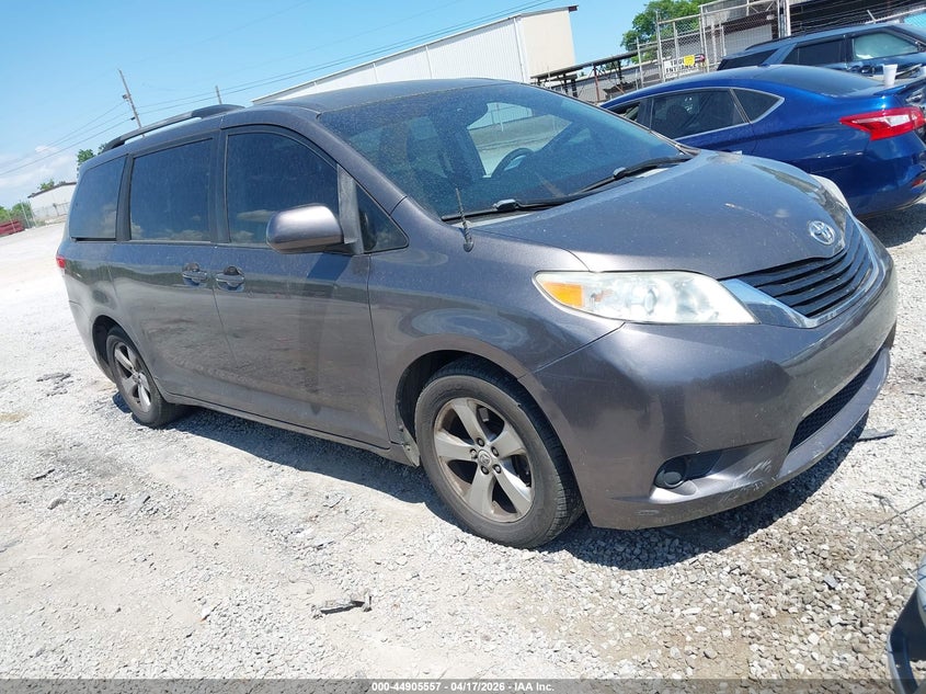 2012 Toyota Sienna 3.5 Le V6 8 Passenger grey Lot 111044905557 Vin 5TDKK3DC2CS234957