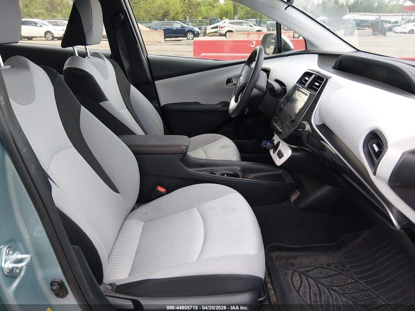 2018 Toyota Prius One