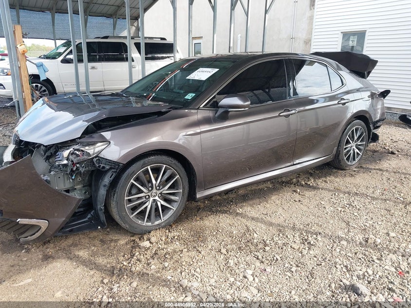 2021 Toyota Camry Xle Awd 4T1F11BK4MU019849 photo 1