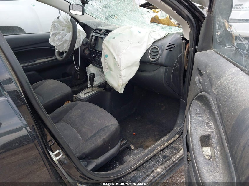 2018 MITSUBISHI MIRAGE auction photo 5