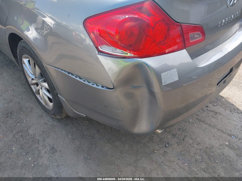 2009 INFINITI G37X auction photo 6