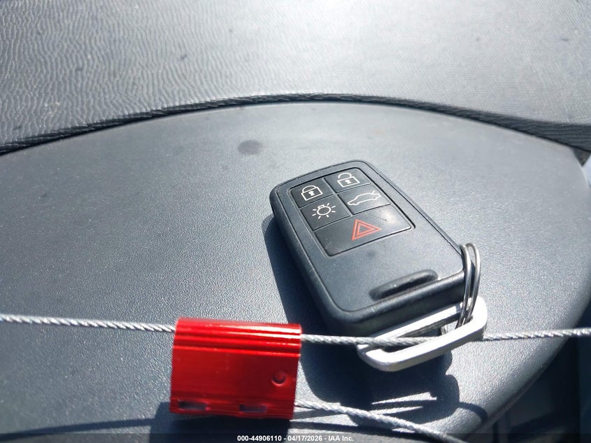 2017 Volvo Xc60 T6 Dynamic VIN: YV449MRR1H2041086 Lot: 44906110