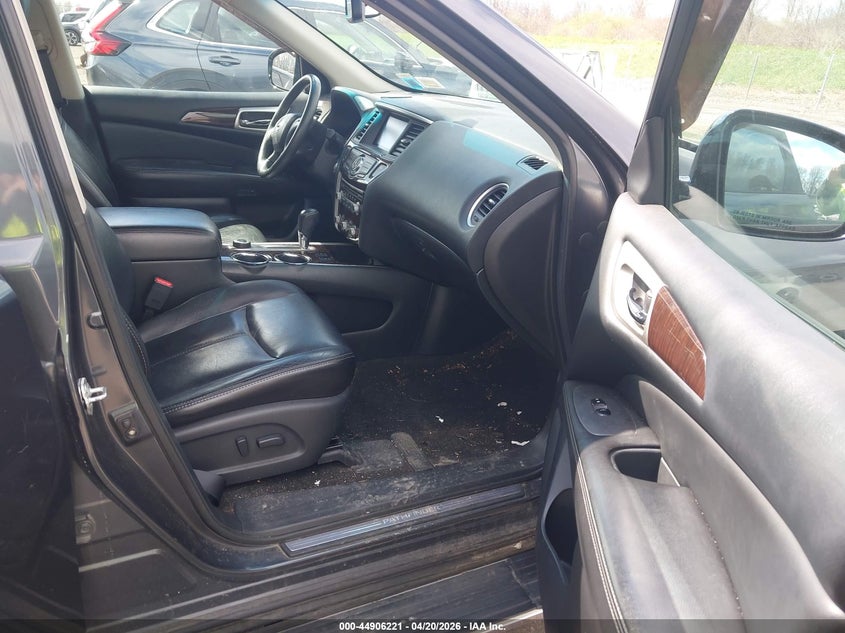 2013 Nissan Pathfinder Sl