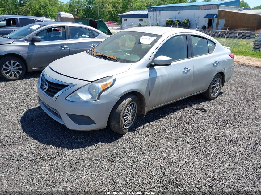 2016 Nissan Versa 1.6 Sv