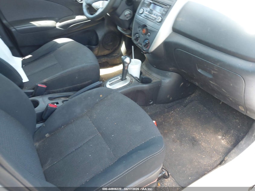 2016 Nissan Versa 1.6 Sv