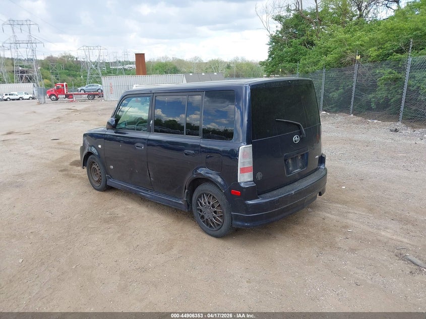 2005 Scion Xb