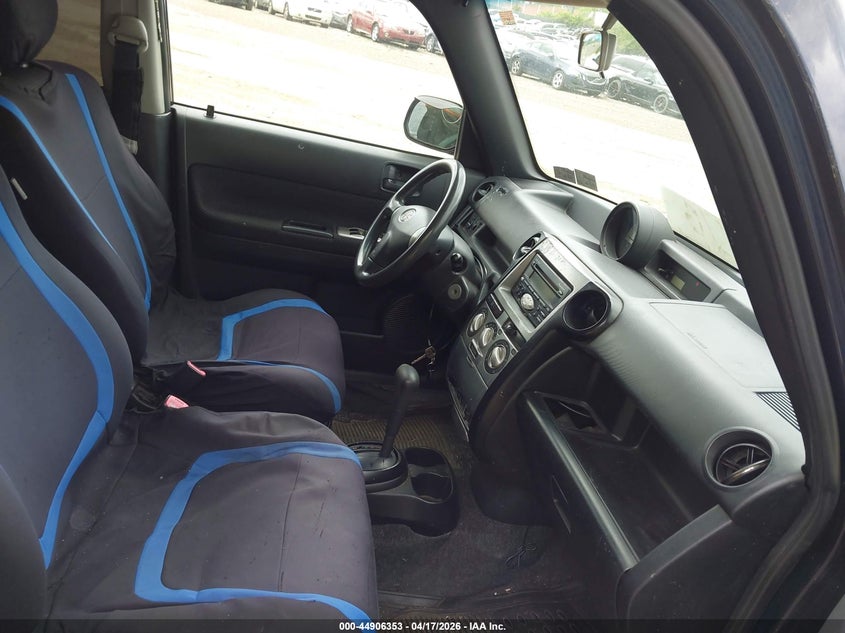 2005 Scion Xb
