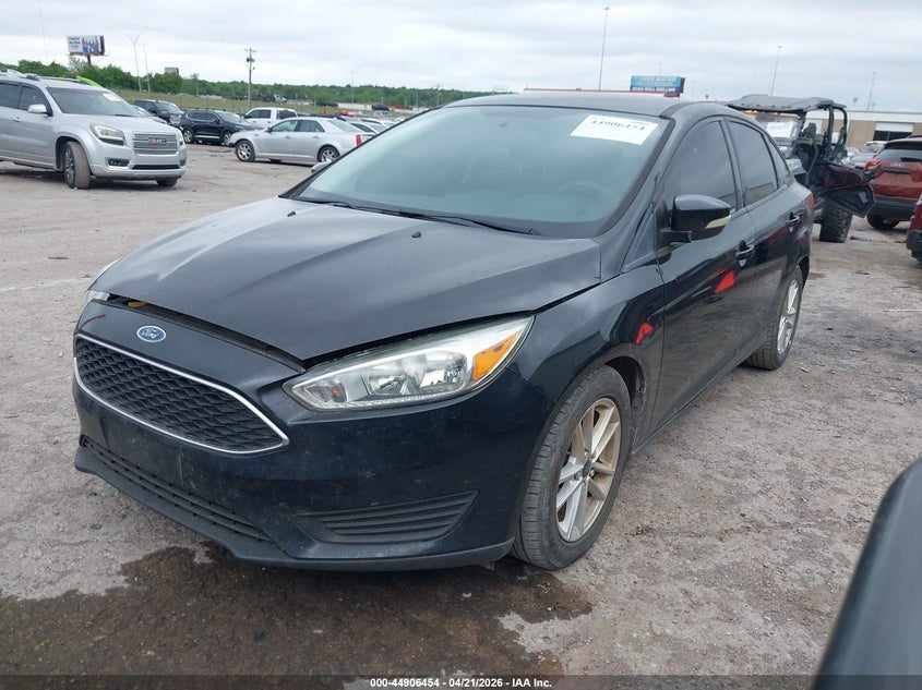Vin: 1fadp3f28fl384288, lot: 45403823, ford focus se 20152